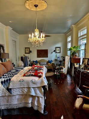 The cozy first floor en suite. King bed and NO step entry on entire first floor.