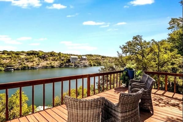 Beautiful lake views from your deck off the living room!
