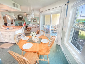 Open concept living area perfect for spending time w/ family & friends!
