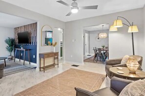Spacious living area, comfortable and clutter free.