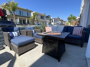 Lounge and Firepit