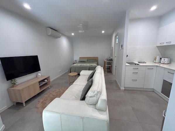 Studio 2