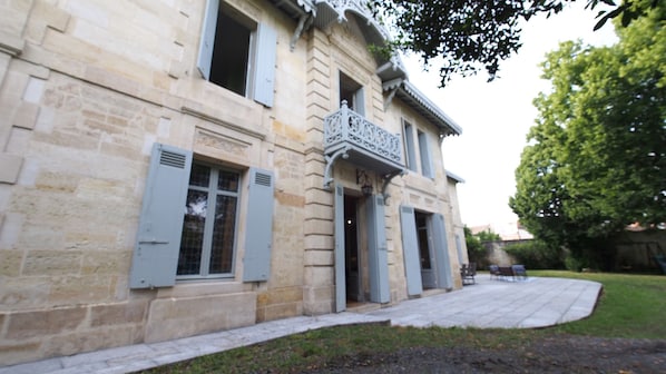 Extérieur