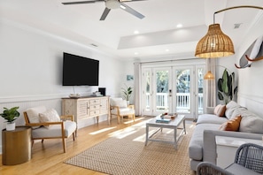 Newly remodeled with all new furniture in 2023. 60" Smart TV loaded with all of your favorite streaming channels