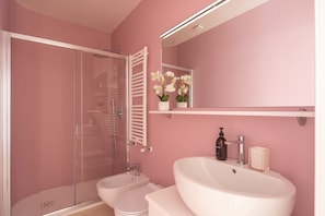 Bain