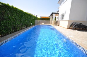 Pool with Child Screen