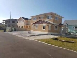 Unique, gated, 24 hr secure, one bedroom must try - Full street view