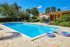 Garden, Outdoor, Pool