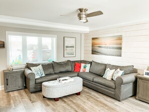 Sectional with pull out sofa