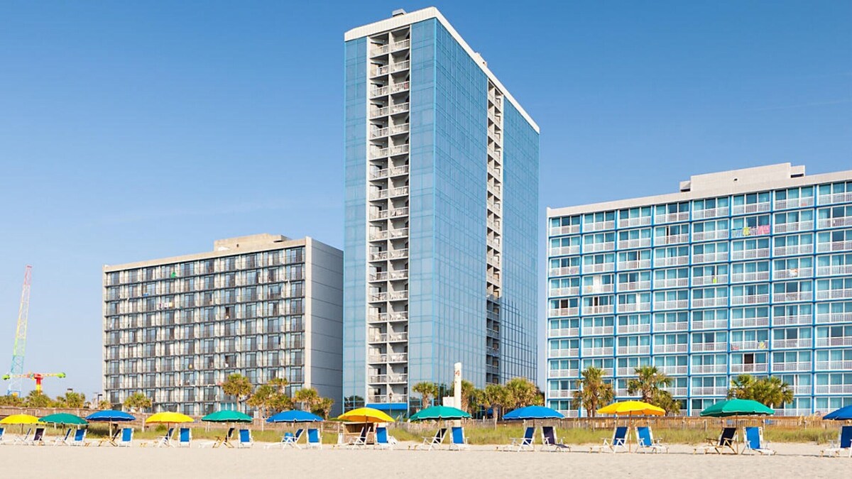 Bluegreen SeaGlass Tower, 1 Bedroom Standard Condo, Free WiFi and Parking