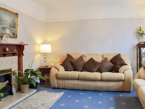 Living room | Maureg Formby, Formby
