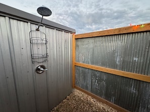 New outdoor shower 🚿