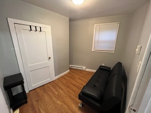 Second bedroom with futon bed with linens 