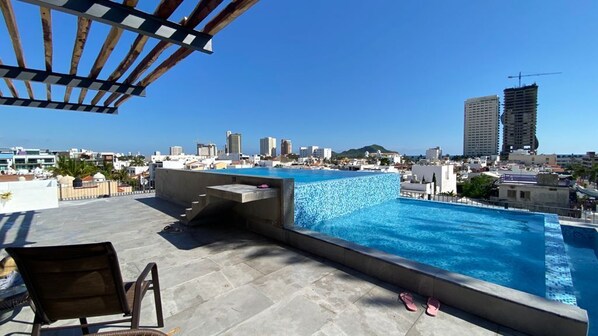 Rooftop pool