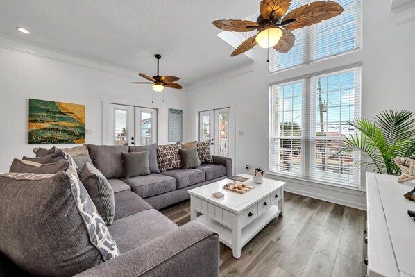Newly Furnished Townhome! Amazing Gulf Views from 2nd and 3rd Floor Windows!
