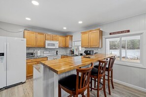 Kitchen with bar seating