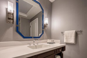 D56F3H4A-image-4