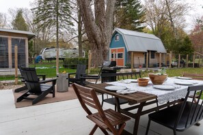 Dine with beautiful views of Michigan's lakeshore area