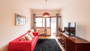 You'll feel right at home in our classic apartment, with a spacious and comfortable living area. It has an access to our spacious patio #airbnb #simple