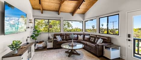 Living Room w High Vaulted Ceilings and Ocean Views 