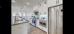 Beautiful Modern Kitchen