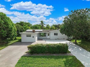 Sweet Mango Home