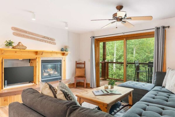 Welcome to Trailblazer - a vibrant & cozy mountain retreat.
