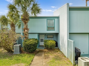 1-web-or-mls-22400-front-beach-rd-48