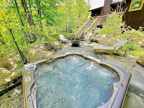 Bain à remous extérieur