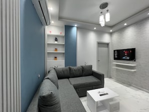 Living room & Entertainment