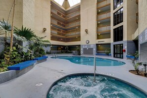 Indoor heated pool w hot tub