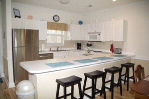 Kitchen (1)