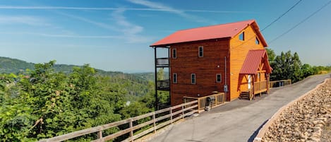 Three decks with amazing mountain view