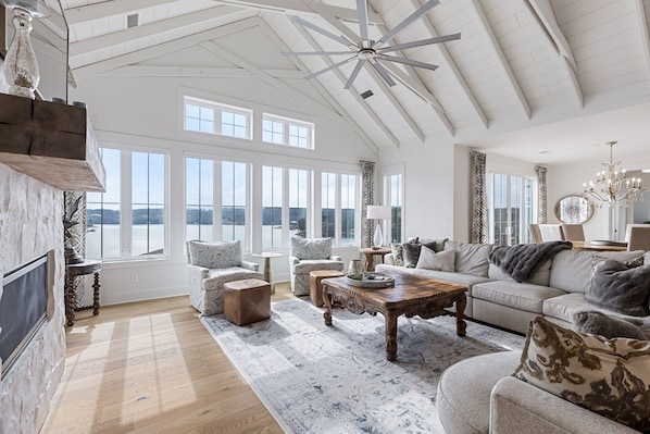 Living room overlooking the lake