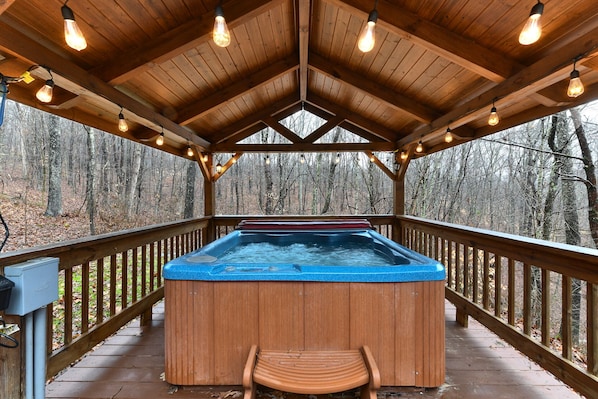 Bain à remous extérieur