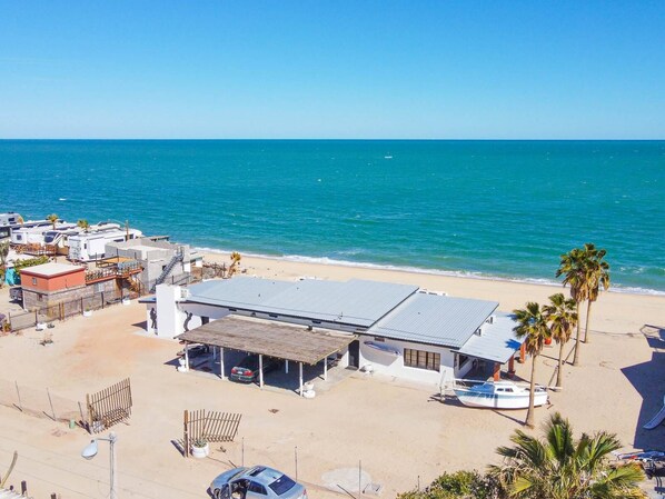 Strand
