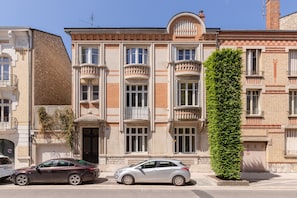 Facciata della struttura