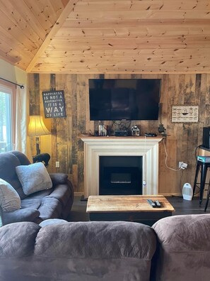 Electric fireplace