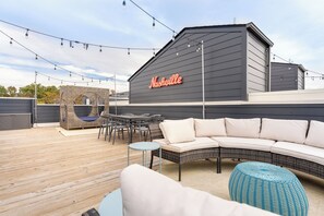 The Midnight Cabana_Large-058