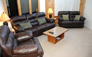 Couch, Furniture, Indoors, Living Room, Table