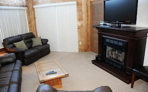 Indoors, Screen, TV, Couch, Furniture
