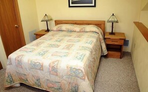 Bed, Furniture, Lamp, Table Lamp, Painting