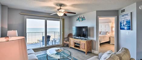 Ormond Beach Vacation Rental | 2BR | 2BA | 1,200 Sq Ft | Step-Free w/ Elevator