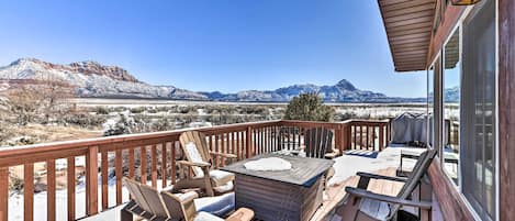 Apple Valley Vacation Rental | 3BR | 2BA | 2,038 Sq Ft | Stairs Required