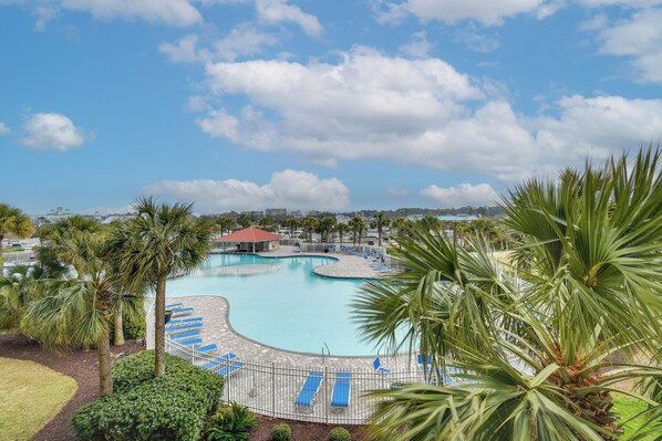 North Myrtle Beach Vacation Rental | 2BR | 2BA | 1,500 Sq Ft | Step-Free Access