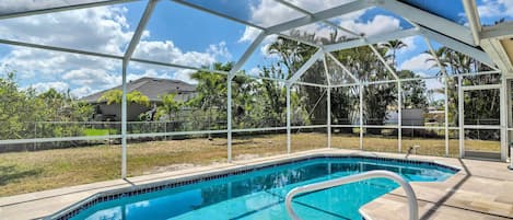 Cape Coral Vacation Rental | 2BR | 2BA | 1,150 Sq Ft | Half Step to Enter
