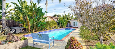 Santa Barbara Vacation Rental | 3BR | 2BA | 1,200 Sq Ft | 2 Steps Required