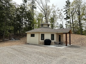 Wide angle view of Octagon showing the fire pit in the background.