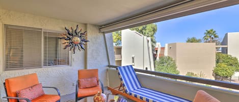 Scottsdale Vacation Rental | 2BR | 2BA | Step-Free Access | 1,200 Sq Ft