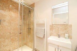 Modern bathroom